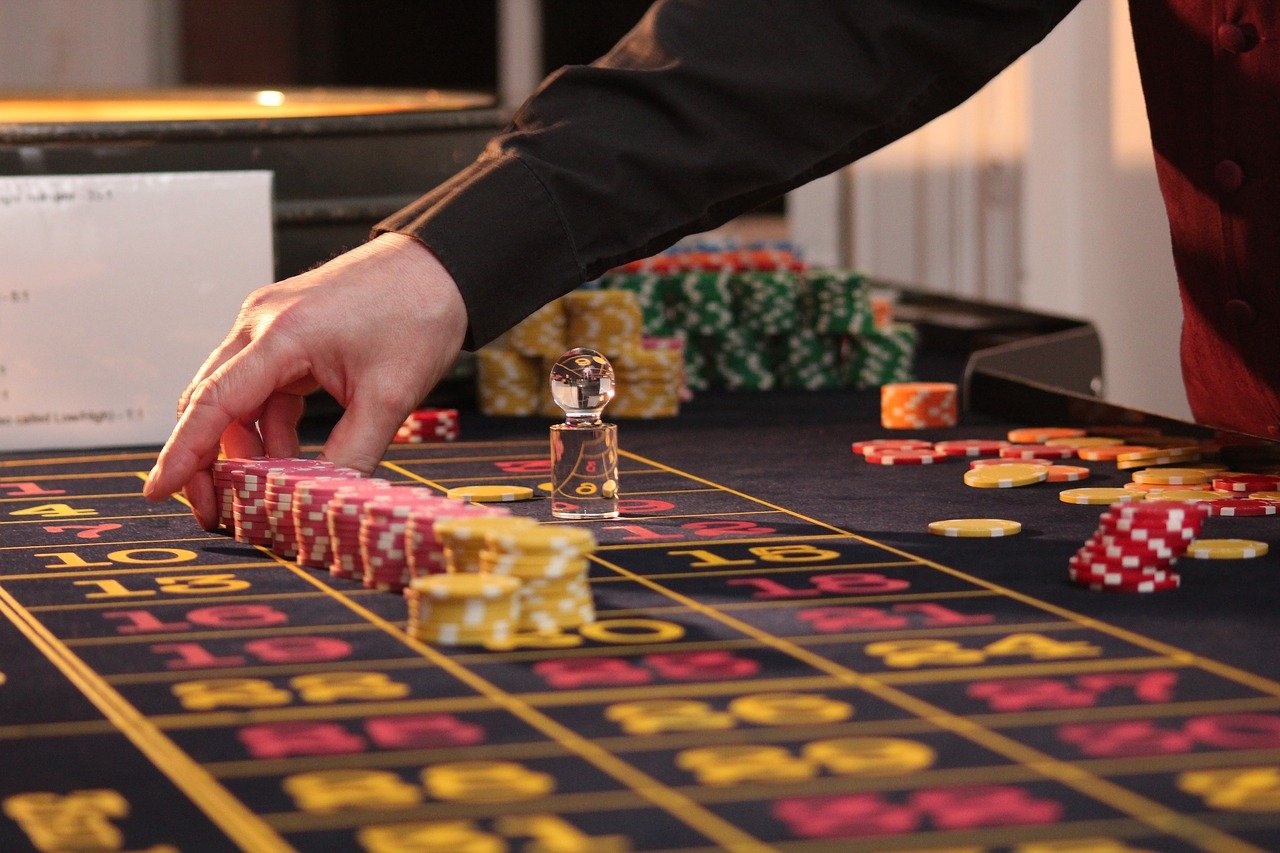 5 Myths about Online Casinos - About Manchester