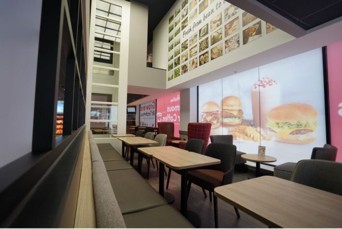 Iconic Canadian restaurant brand, Tim Hortons, has today (Monday 30th May) opened its doors at The Arndale, Manchester
