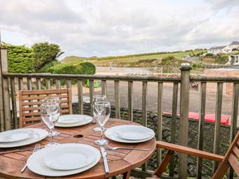 Porth Beach House, Porth, Cornwall - Sykes Holiday Cottages