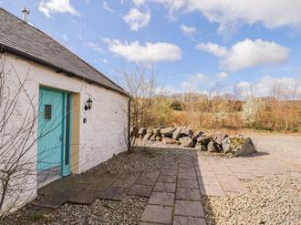 Threave Cottage, Dalbeattie, Dumfries & Galloway - Sykes Holiday Cottages