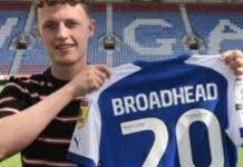 Wigan have confirmed the signing of Everton forward Nathan Broadhead for the 2022/23 season