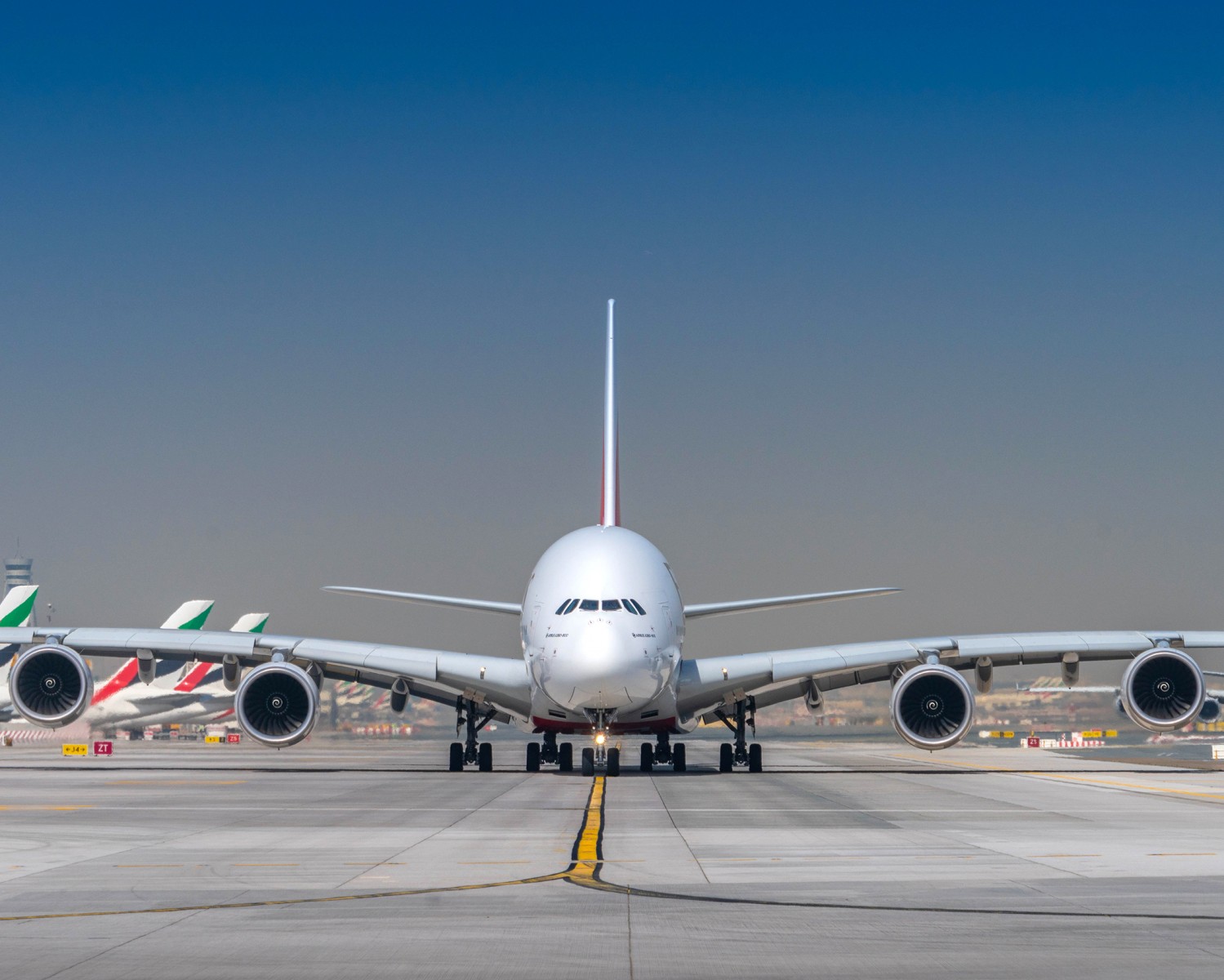 emirates-to-return-to-pre-pandemic-schedule-at-manchester-airport-with